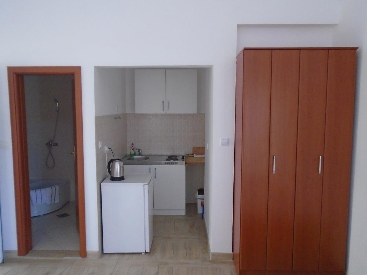 Apartments Kanli Kula Herceg Novi Exterior photo